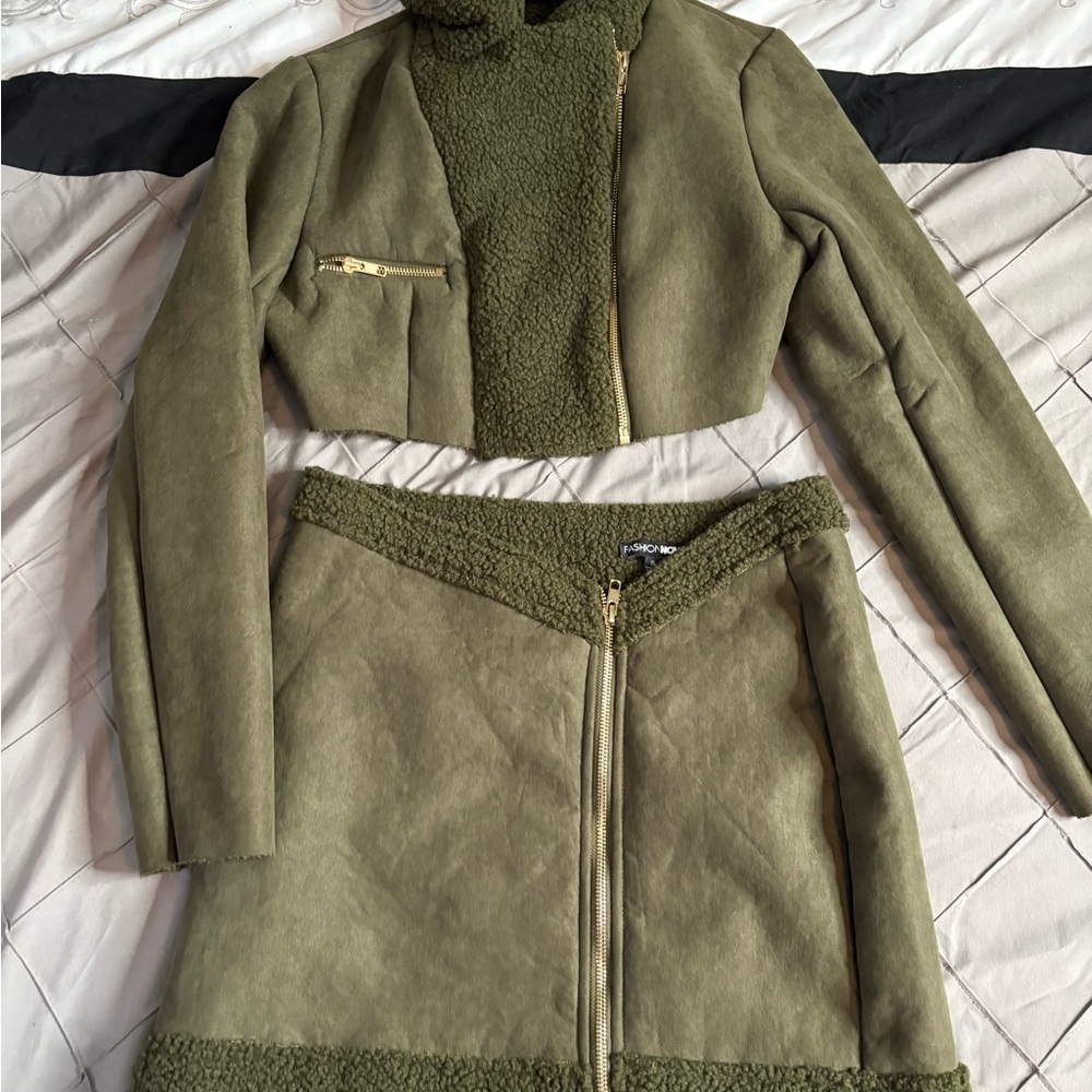 Olive Green Women's Jacket & Skirt Set